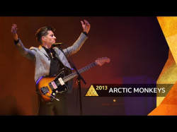 Arctic Monkeys - I Bet You Look Good On The Dancefloor Glastonbury