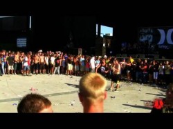 I Set My Friends On Fire - Wall Of Death But The Nuns Are Watching Live In Hd Warped Tour '09
