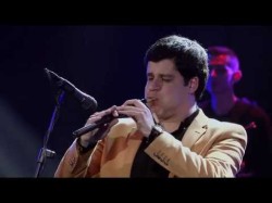 Sevak Khanagyan - Hin Fayton Старый Фаэтон Cover Live In Yerevan