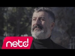 Veysel Diker - Bahçada Yeşil Çınar